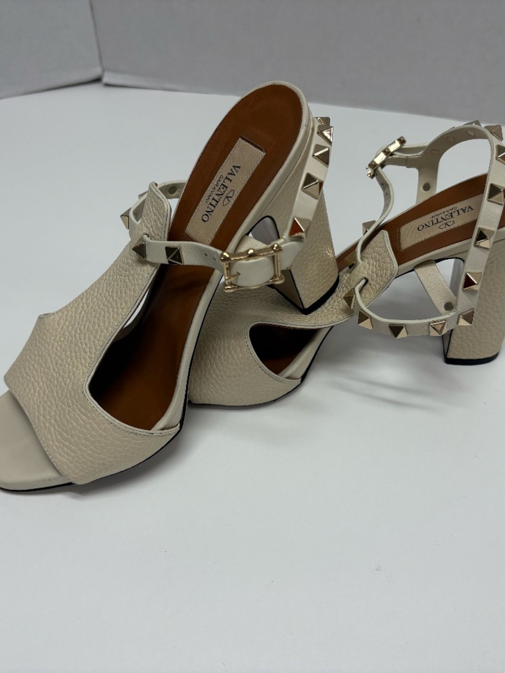 Valentino Garavani Rockstud Ankle Strap With Block Heel - Size 38.